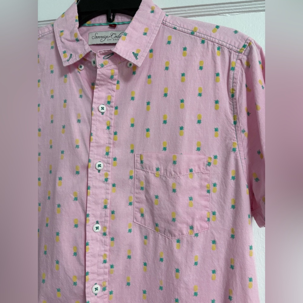 Men’s Pink Pineapple Cotton Button Down Short Sleeve Shirt Size Small
